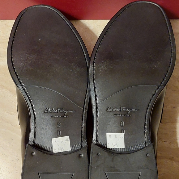 Salvatore Ferragamo Sabino Loafer - Picture 3 of 7